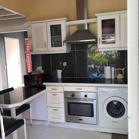 Nogent Sainte-Rose: Villa Avec Piscine Privee Екстериор снимка